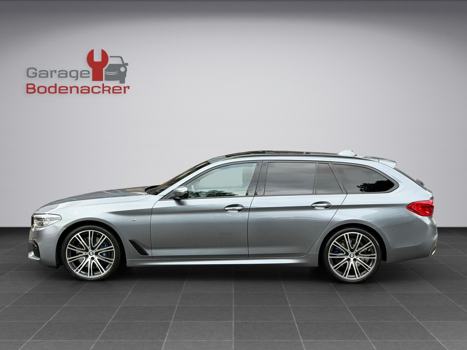 BMW 540i Touring Steptronic M Paket, Benzin, Occasion / Gebraucht, Automatik - 3