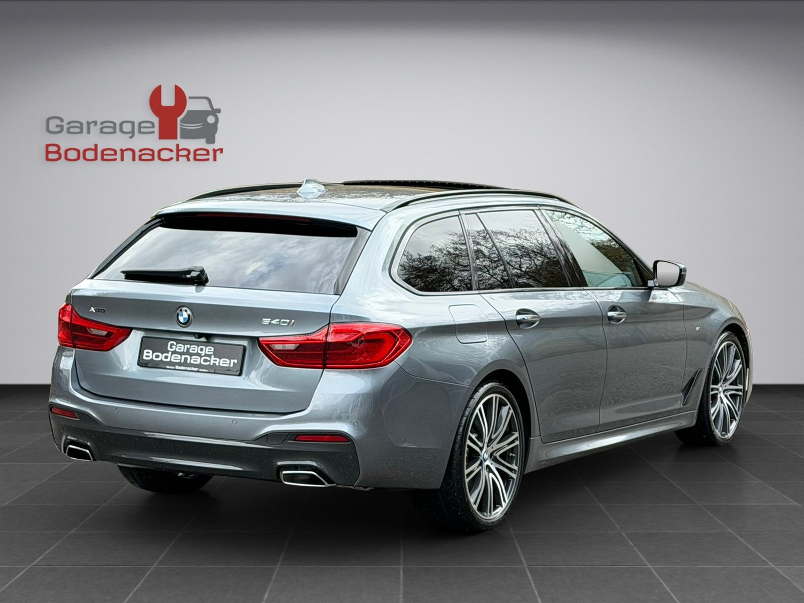 BMW 540i Touring Steptronic M Paket, Benzin, Occasion / Gebraucht, Automatik - 5