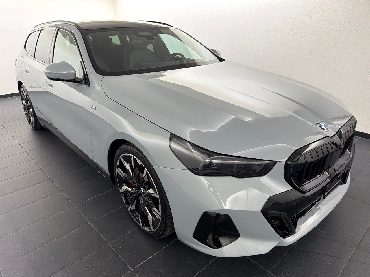 BMW 540d xDr 48V Tour M.S.Pro, Mild-Hybrid Diesel/Electric, Second hand / Used, Automatic - 4