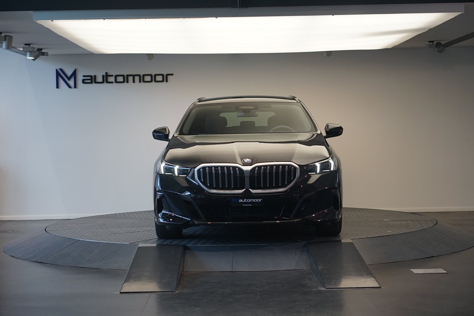 BMW 540d 48V Touring M Sport Steptronic *Panorama* *B, Hybride Léger Diesel/Électricité, Occasion / Utilisé, Automatique - 2