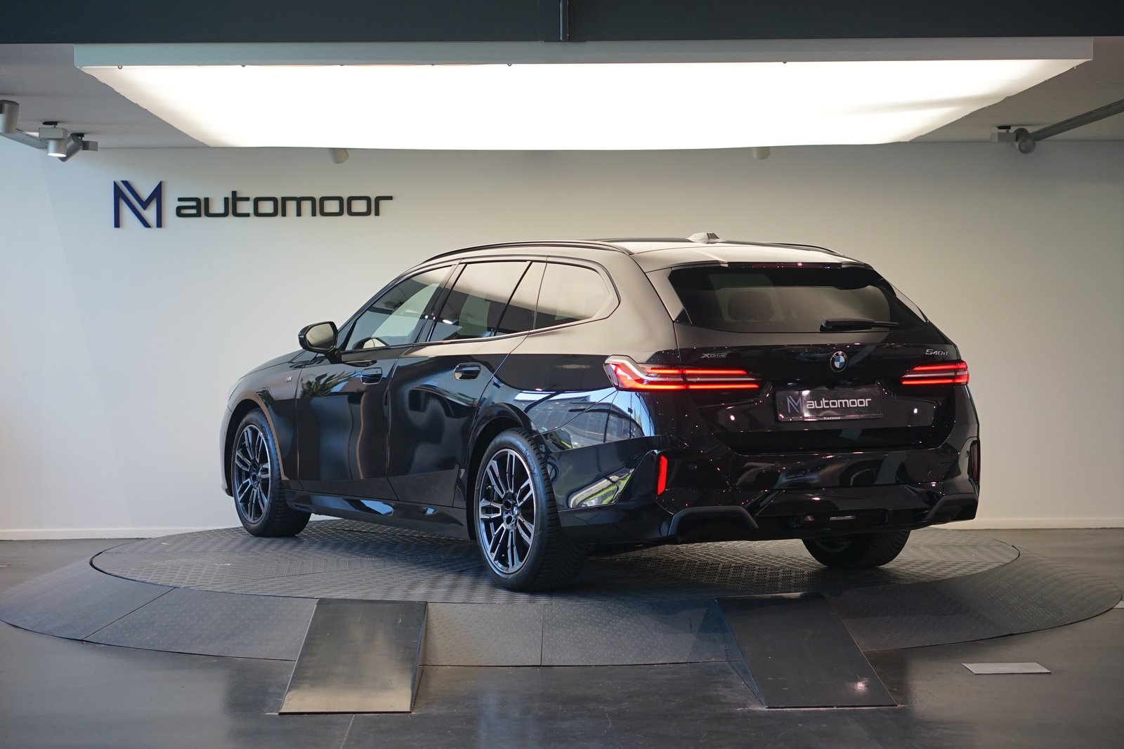 BMW 540d 48V Touring M Sport Steptronic *Panorama* *B, Hybride Léger Diesel/Électricité, Occasion / Utilisé, Automatique - 7