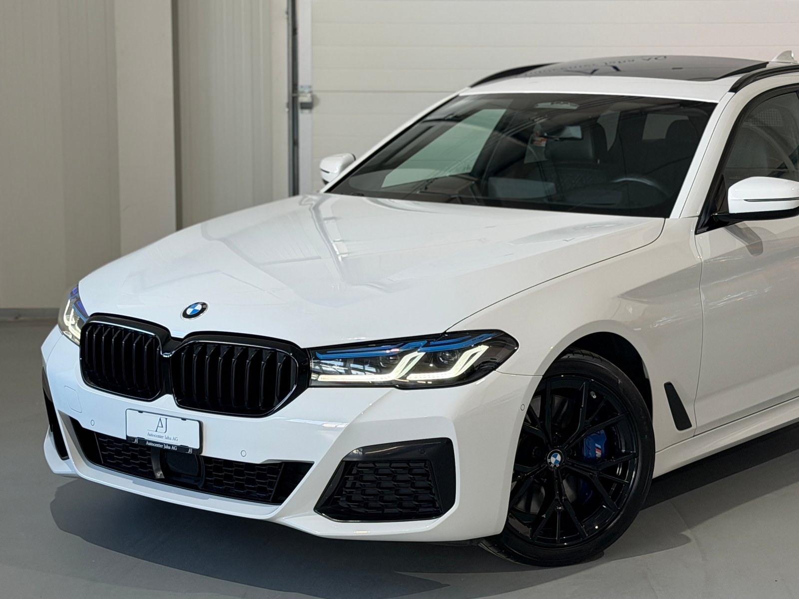 BMW 540d 48V Touring Pure M Sport Steptronic, Hybride Léger Diesel/Électricité, Occasion / Utilisé, Automatique - 2