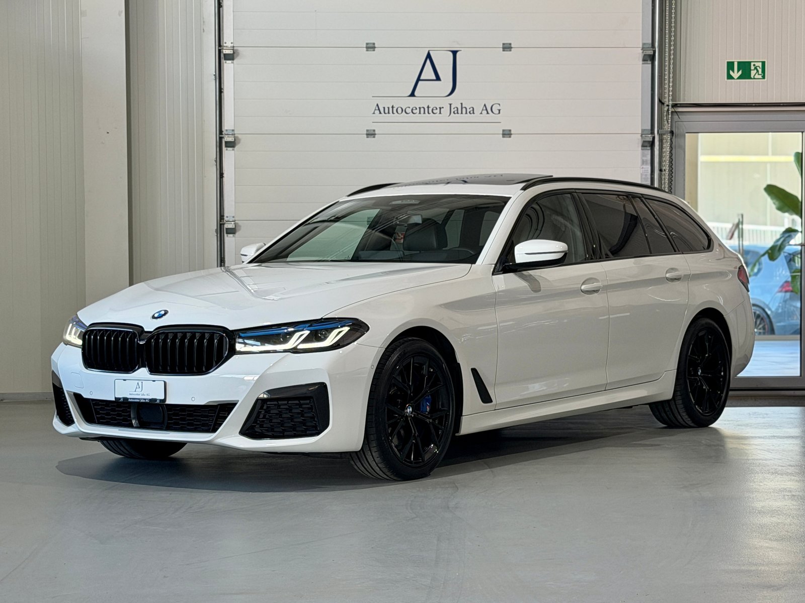 BMW 540d 48V Touring Pure M Sport Steptronic, Hybride Léger Diesel/Électricité, Occasion / Utilisé, Automatique - 3