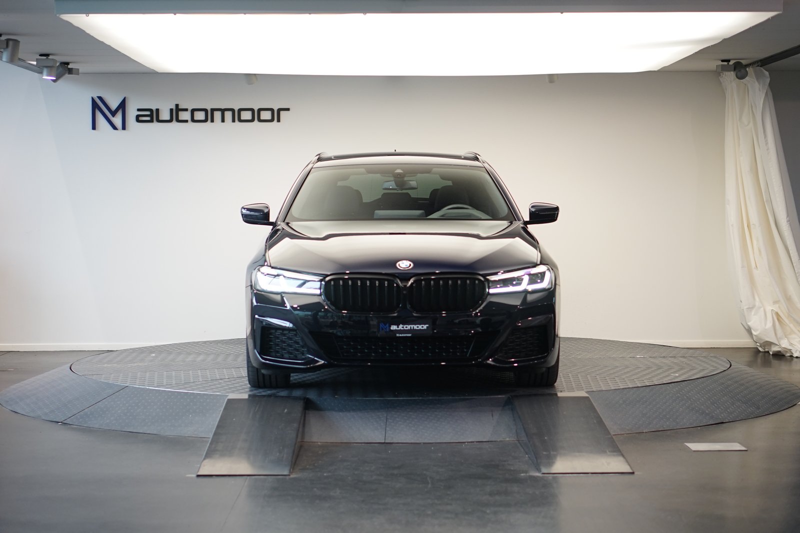BMW 540d 48V Touring M Sport Steptronic *CH-Fahrzeug*, Hybride Leggero Diesel/Elettrica, Occasioni / Usate, Automatico - 2