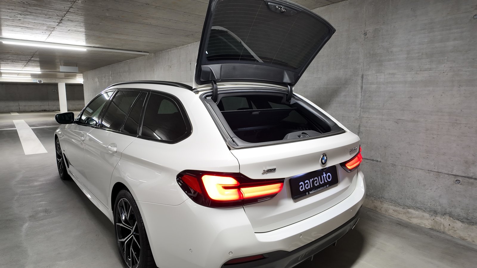 BMW 540d 48V Touring Pure M Sport Steptronic, Mild-Hybrid Diesel/Electric, Second hand / Used, Automatic - 7