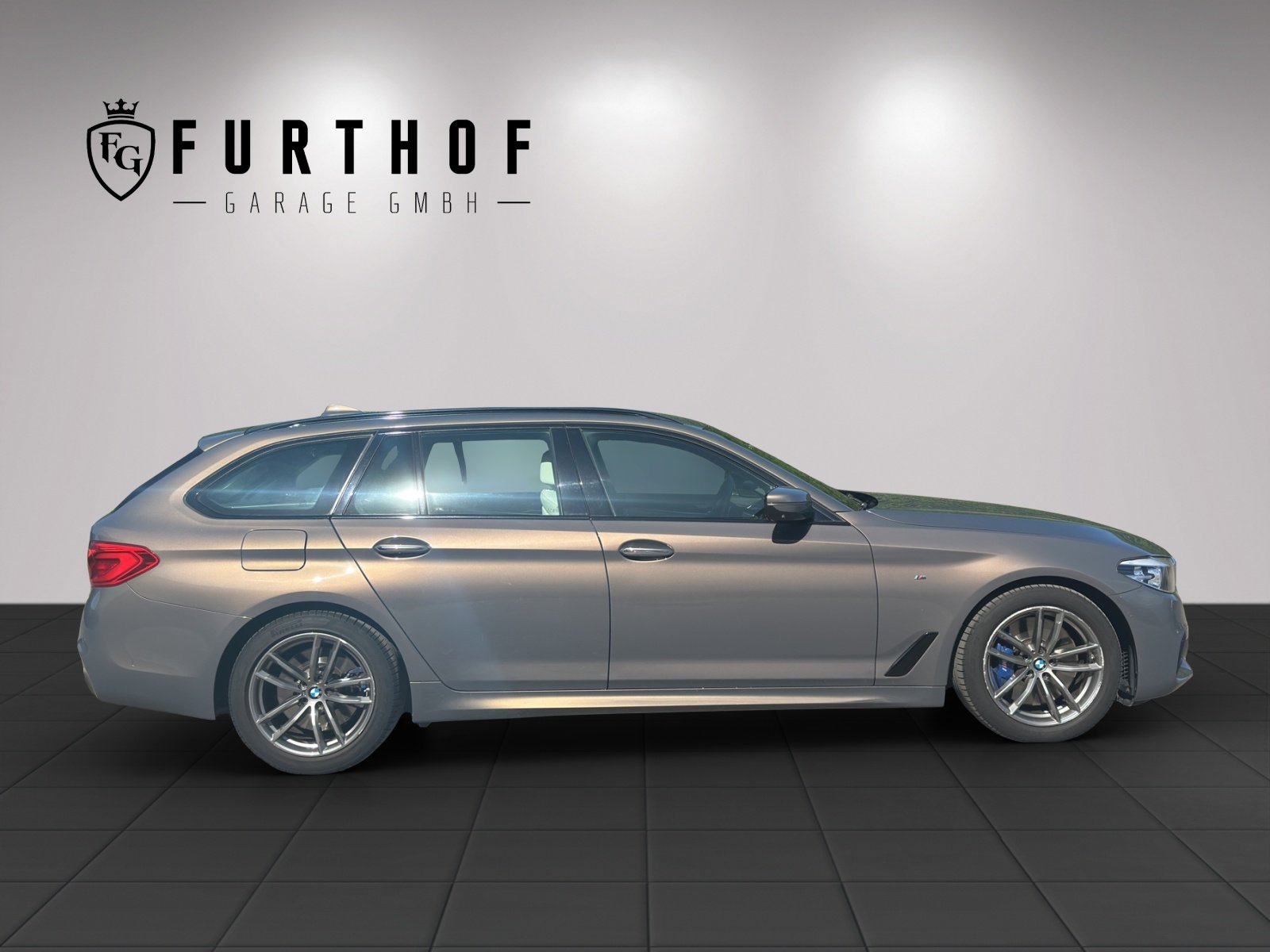 BMW 540i Touring Steptronic, Benzin, Occasion / Gebraucht, Automatik - 4