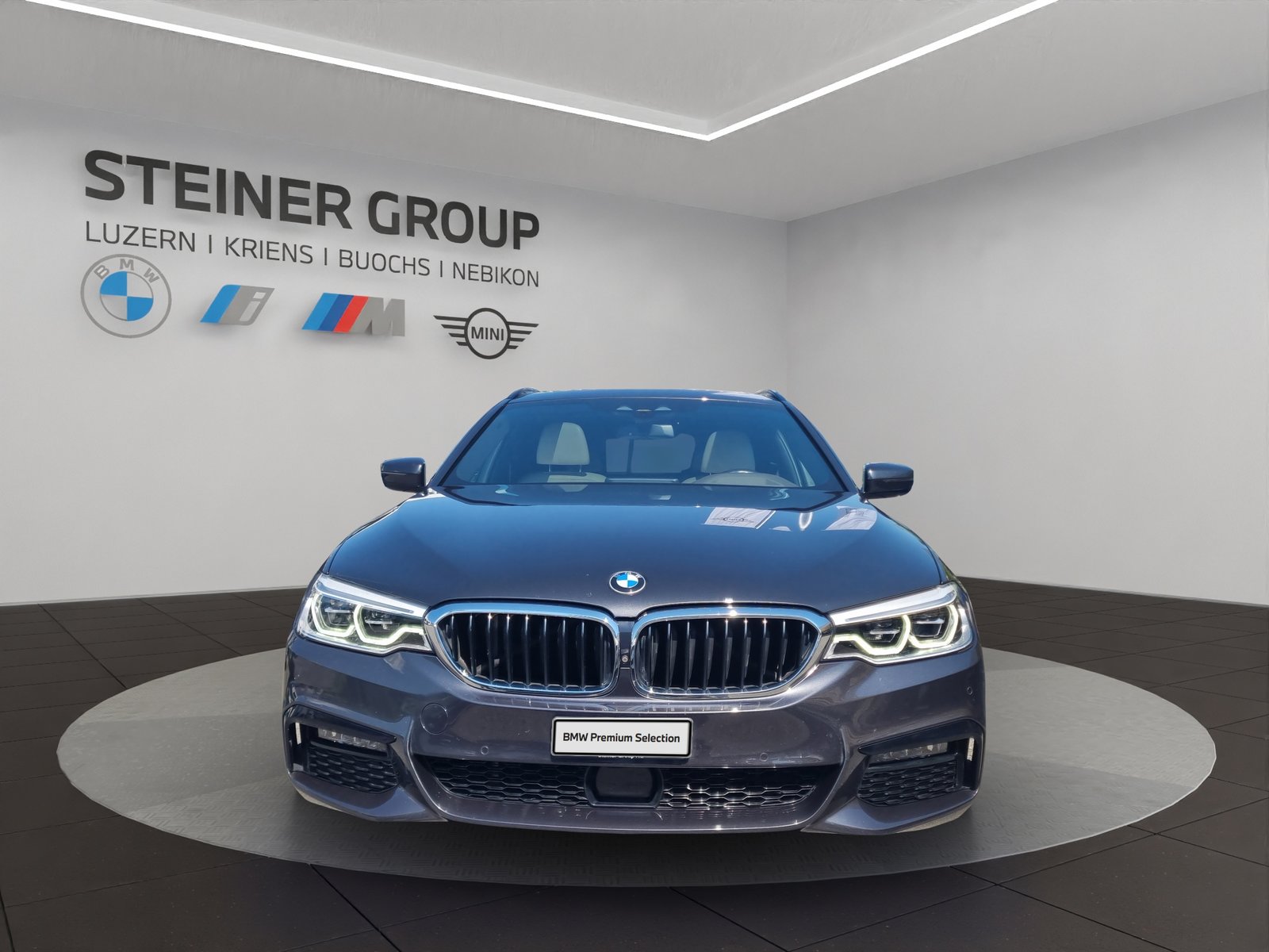 BMW 540i Touring Steptronic MSport, Petrol, Second hand / Used, Automatic - 2