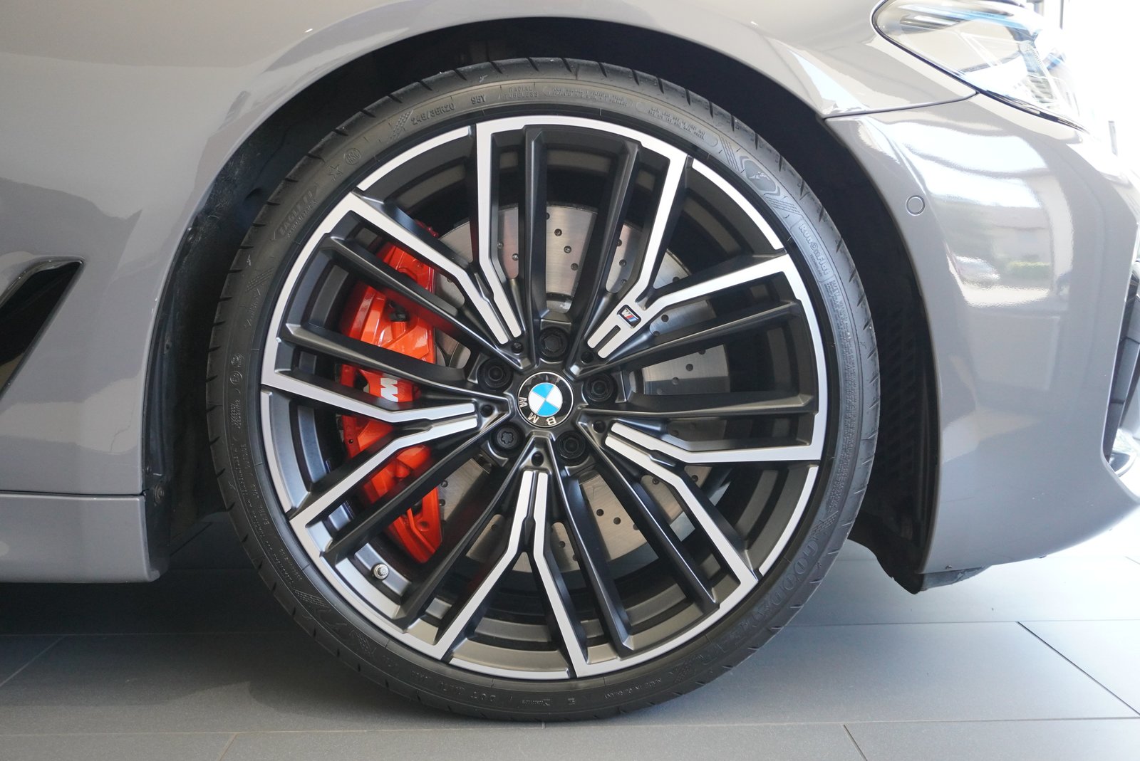 BMW 540d 48V Touring M Sport Steptronic, Mild-Hybrid Diesel/Elektro, Occasion / Gebraucht, Automatik - 7