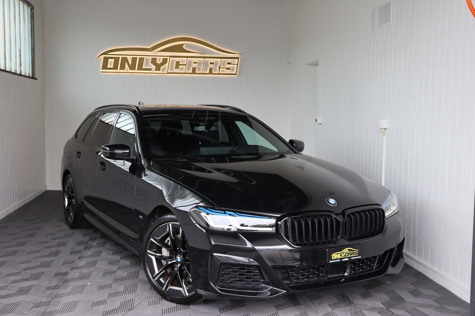 BMW 540i 48V Touring Pure M Sport Steptronic
