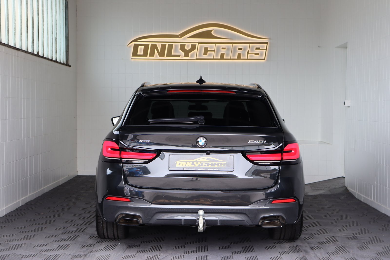 BMW 540i 48V Touring Pure M Sport Steptronic, Mild-Hybrid Benzin/Elektro, Occasion / Gebraucht, Automatik - 6