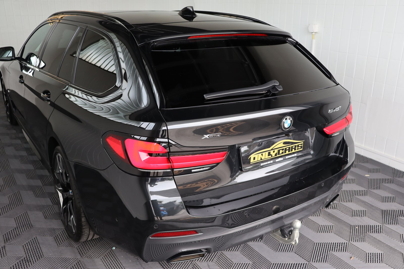 BMW 540i 48V Touring Pure M Sport Steptronic, Mild-Hybrid Benzin/Elektro, Occasion / Gebraucht, Automatik - 7