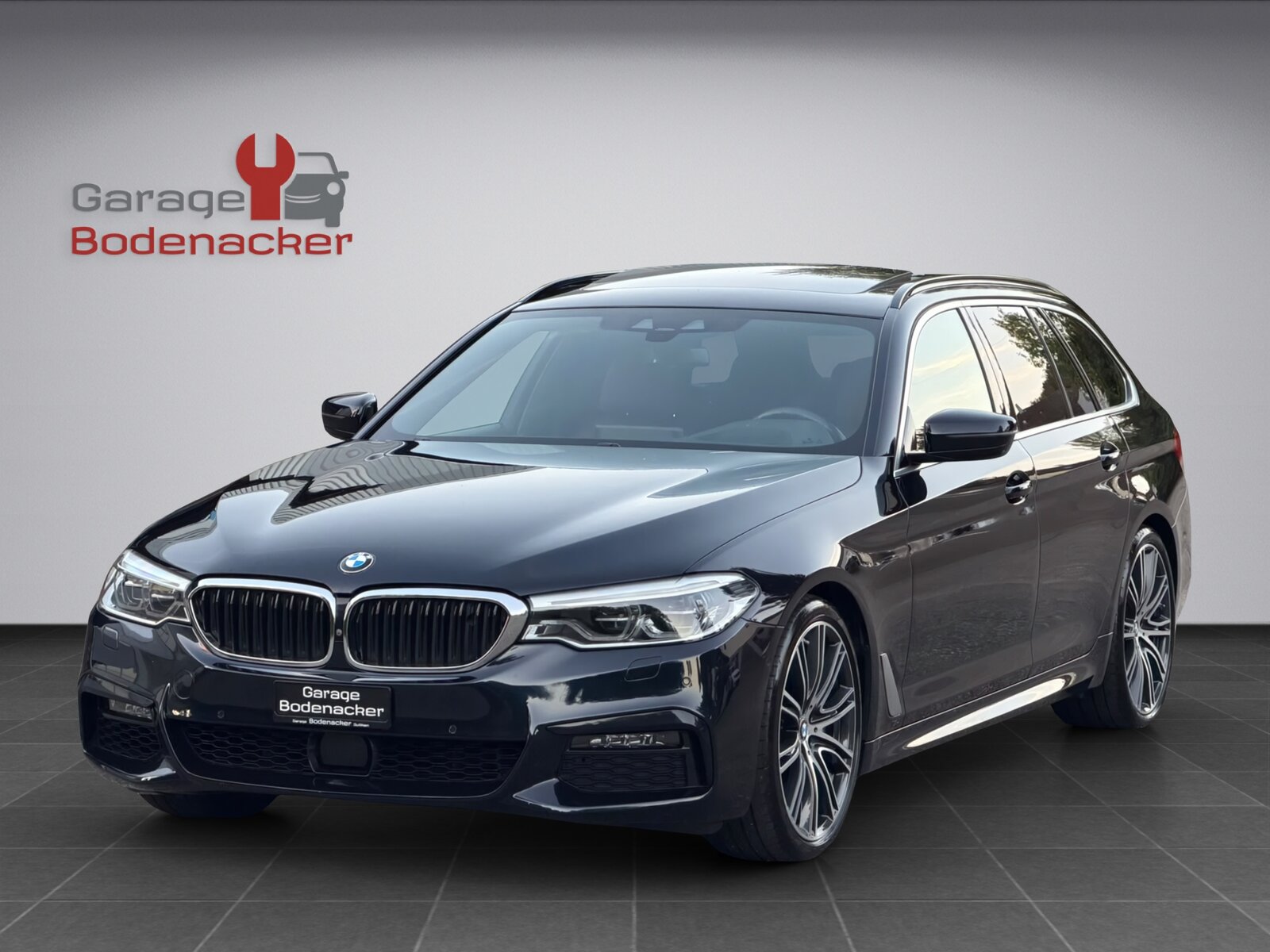 BMW 540i Touring Steptronic * M Sport Paket * Individ, Benzin, Occasion / Gebraucht, Automatik - 2
