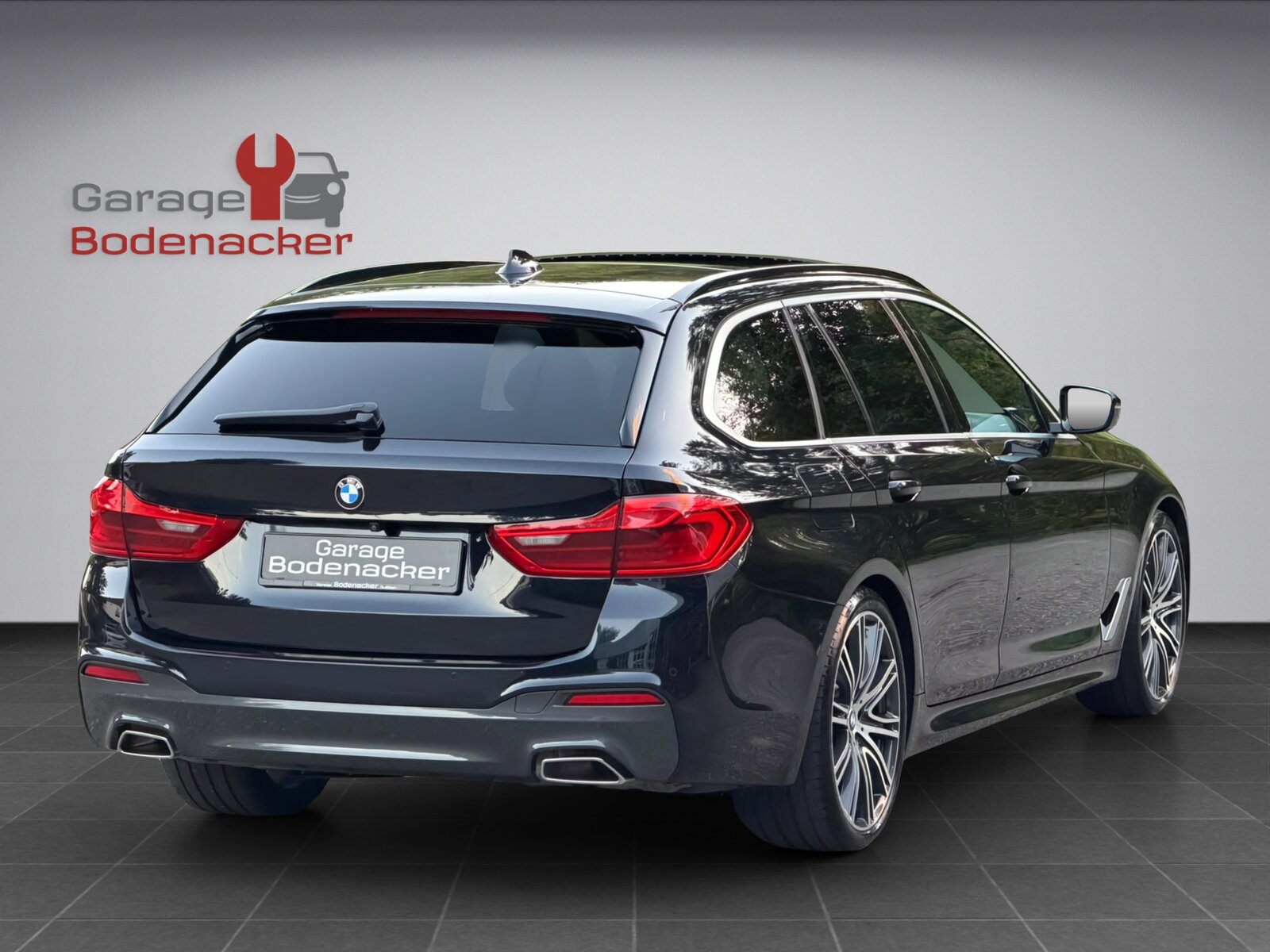 BMW 540i Touring Steptronic * M Sport Paket * Individ, Benzin, Occasion / Gebraucht, Automatik - 5