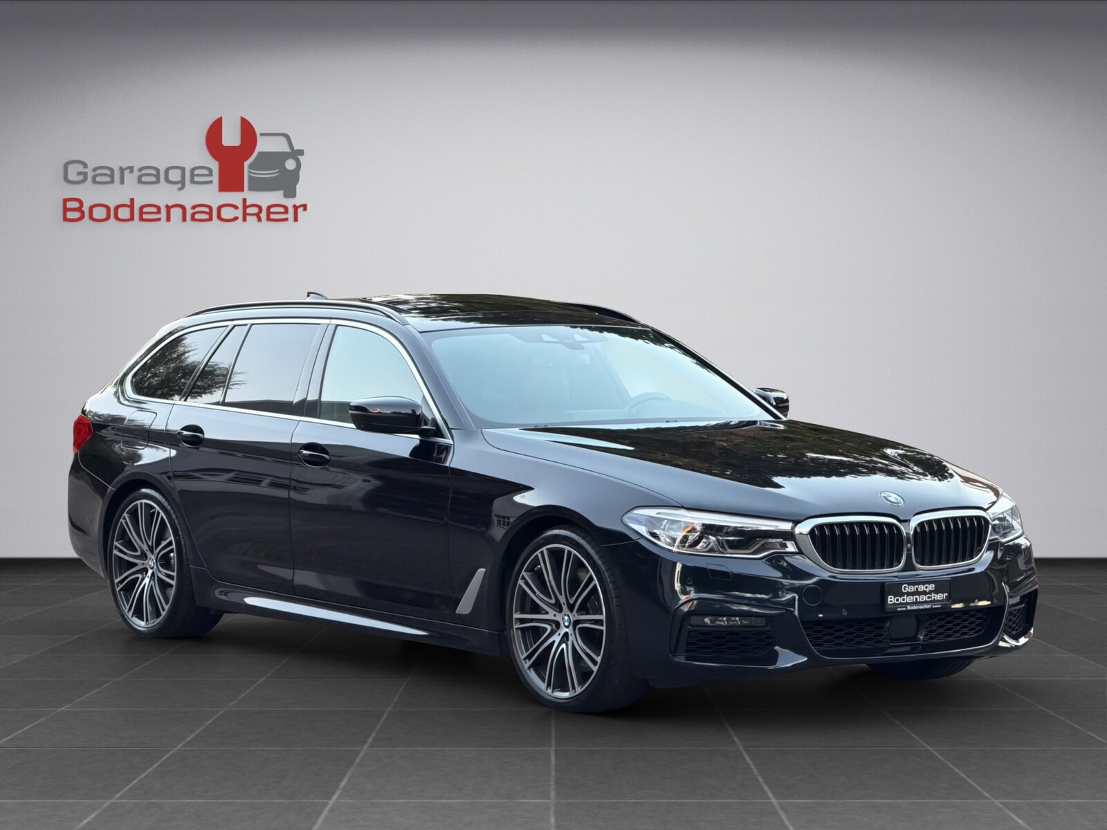 BMW 540i Touring Steptronic * M Sport Paket * Individ, Benzin, Occasion / Gebraucht, Automatik - 7