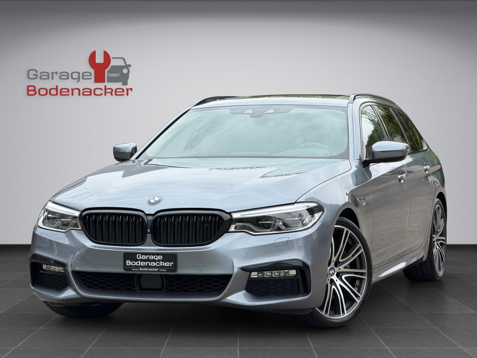BMW 540i Touring M Sport Line Steptronic * M Paket * B58 * Vol