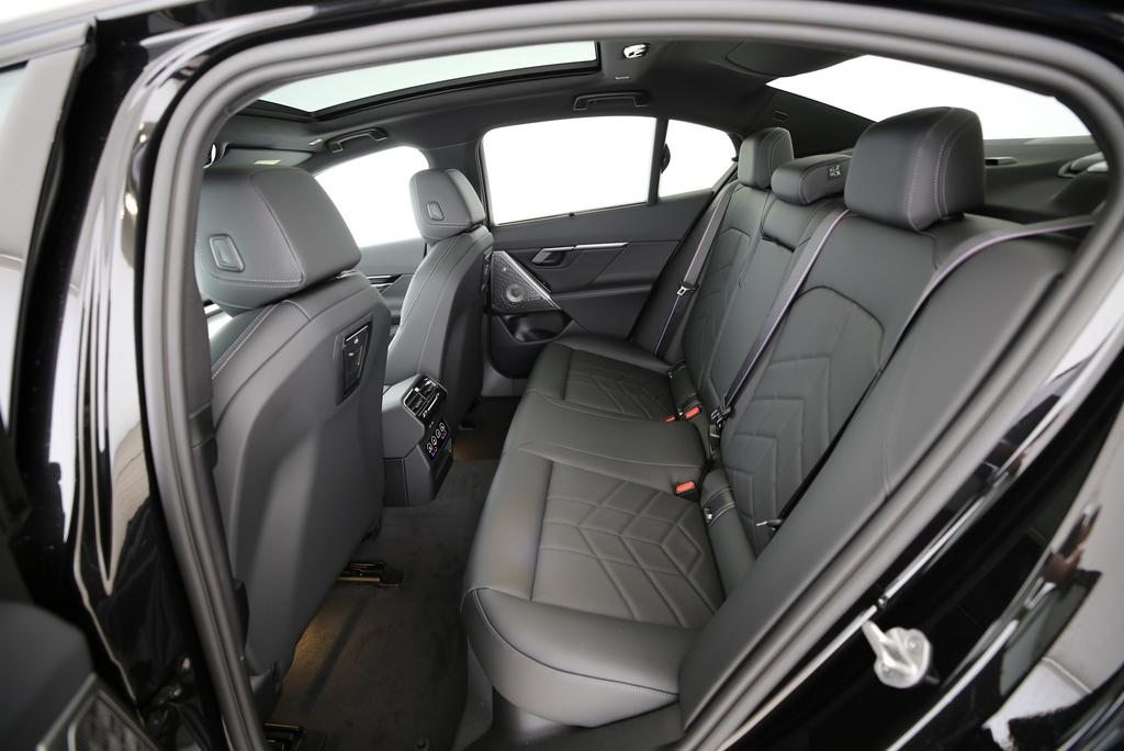 BMW 540d xDrive, Mild-Hybrid Diesel/Elektro, Neuwagen, Automatik - 6