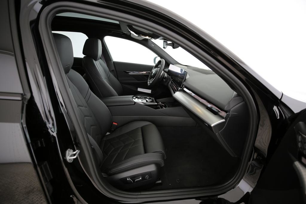 BMW 540d xDrive, Mild-Hybrid Diesel/Elektro, Neuwagen, Automatik - 7