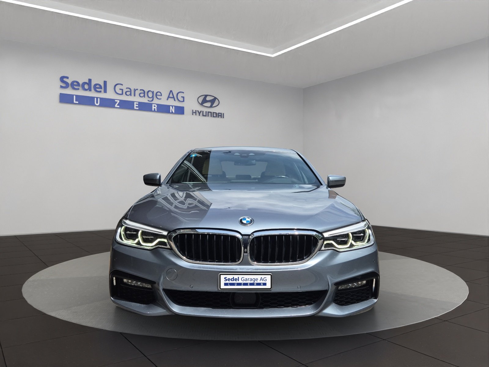 BMW 540i SAG, Benzina, Occasioni / Usate, Automatico - 2