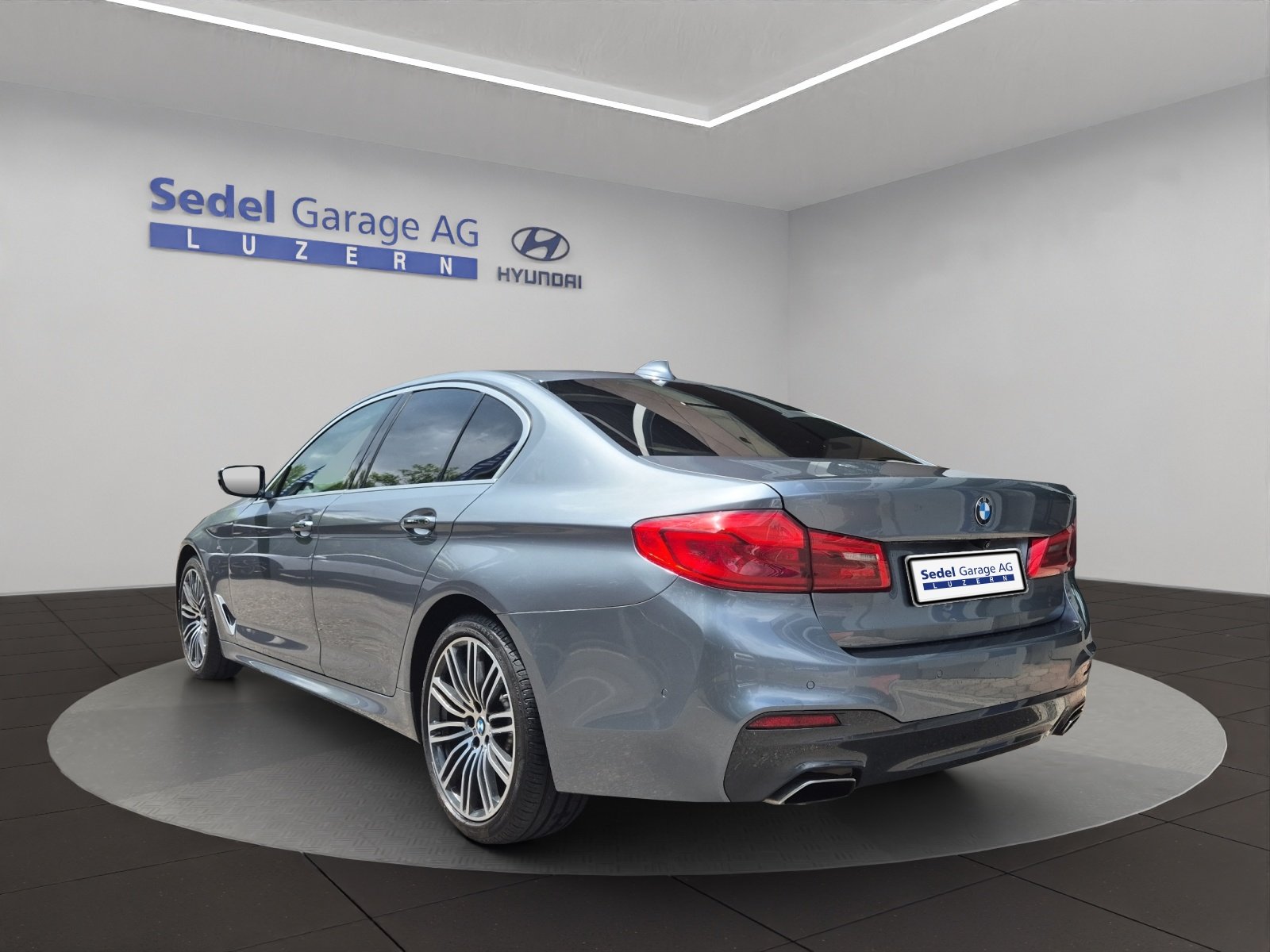 BMW 540i SAG, Benzina, Occasioni / Usate, Automatico - 4