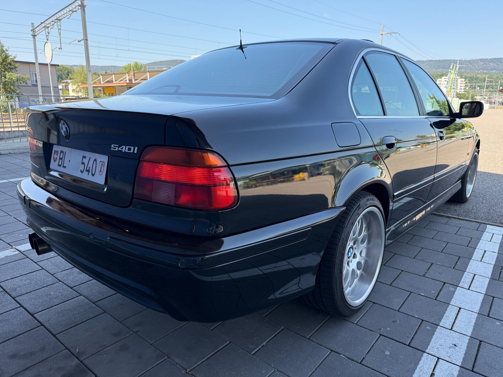 BMW 540i, Benzin, Occasion / Gebraucht, Automatik - 5
