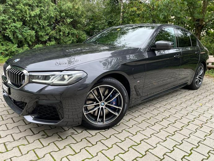 BMW 545e Pure M Sport Steptronic, Plug-in-Hybrid Petrol/Electric, Second hand / Used, Automatic