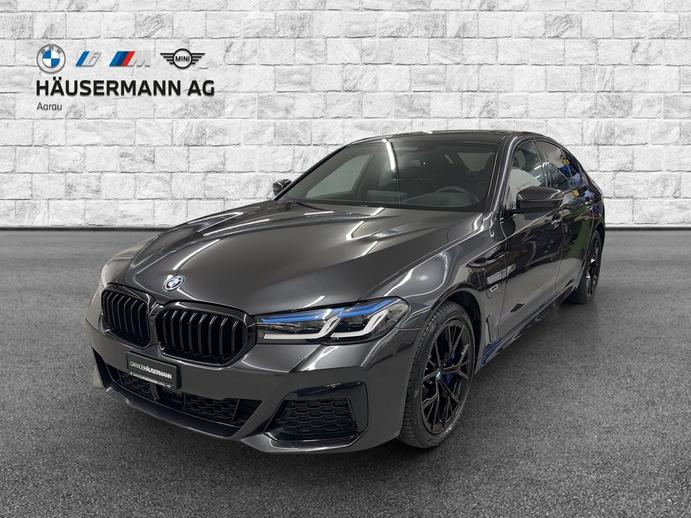 BMW 545e M Sport Pro, Plug-in-Hybrid Benzin/Elektro, Occasion / Gebraucht, Automat