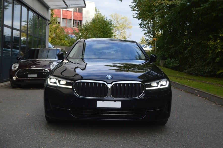 BMW 545e Steptronic, Plug-in-Hybrid Petrol/Electric, Second hand / Used, Automatic - 2