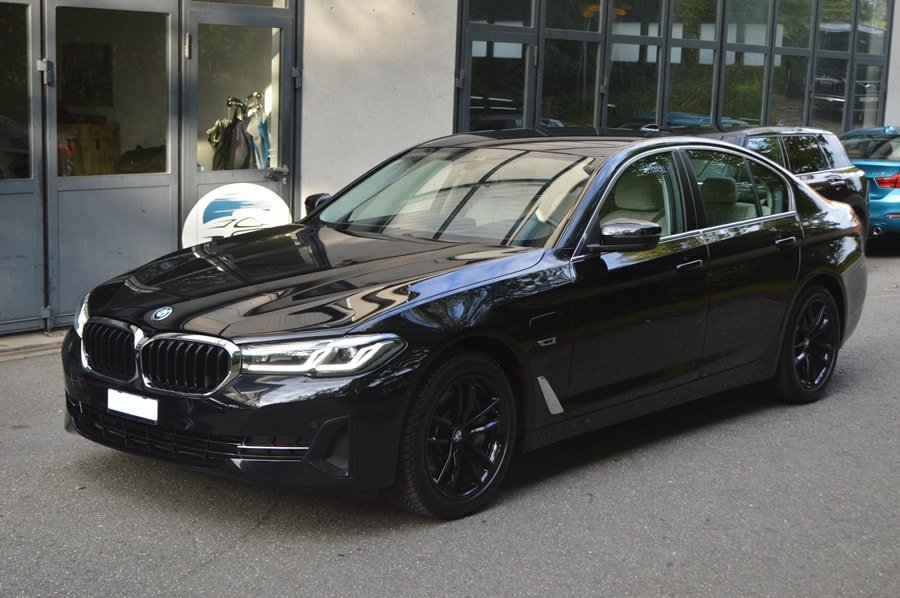 BMW 545e Steptronic, Plug-in-Hybrid Petrol/Electric, Second hand / Used, Automatic - 3