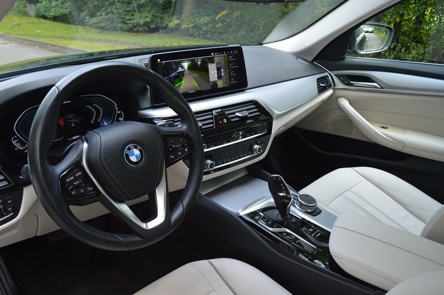 BMW 545e Steptronic, Plug-in-Hybrid Petrol/Electric, Second hand / Used, Automatic - 7