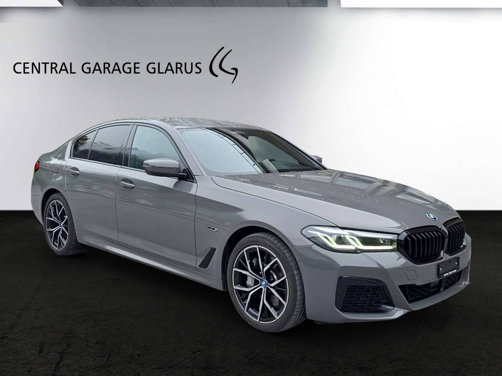 BMW 545e Pure M Sport Steptronic, Plug-in-Hybrid Benzina/Elettrica, Occasioni / Usate, Automatico - 2