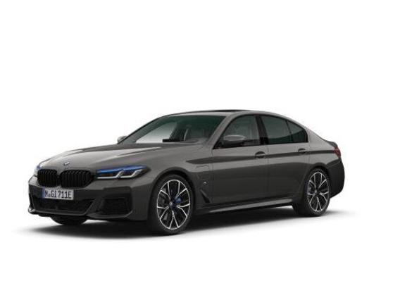 BMW 545e xDrive SAG, Plug-in-Hybrid Benzin/Elektro, Occasion / Gebraucht, Automatik