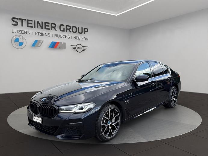 BMW 545e Pure M Sport Steptronic, Plug-in-Hybrid Benzin/Elektro, Occasion / Gebraucht, Automatik