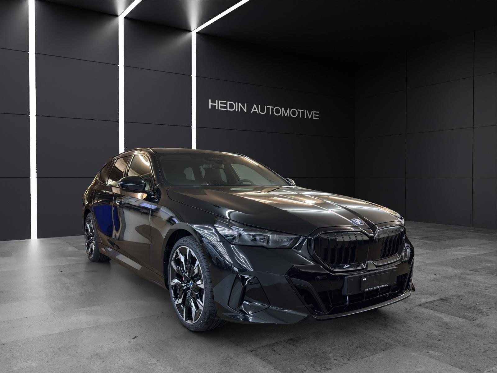 BMW 550e xDrive Touring, Hybride Rechargeable Essence/Électricité, Voiture nouvelle, Automatique - 7