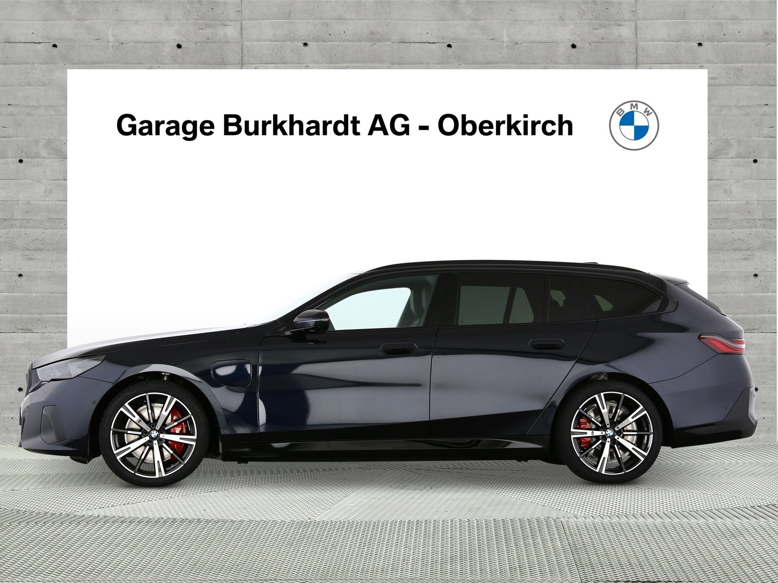 BMW 550e xDr M Sport Pro Tour, Hybride Rechargeable Essence/Électricité, Voiture nouvelle, Automatique - 3