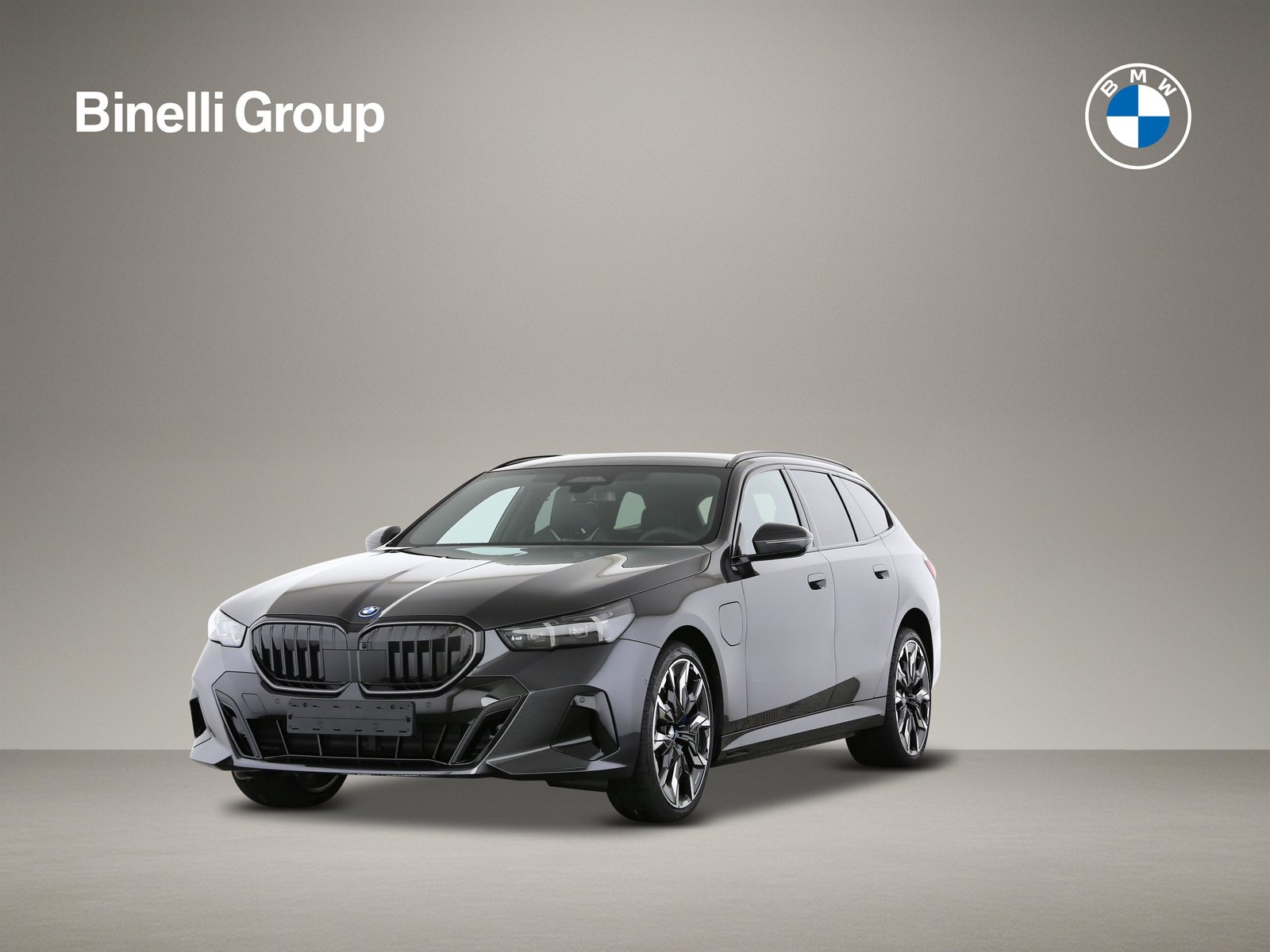 BMW 550e xDrive Touring