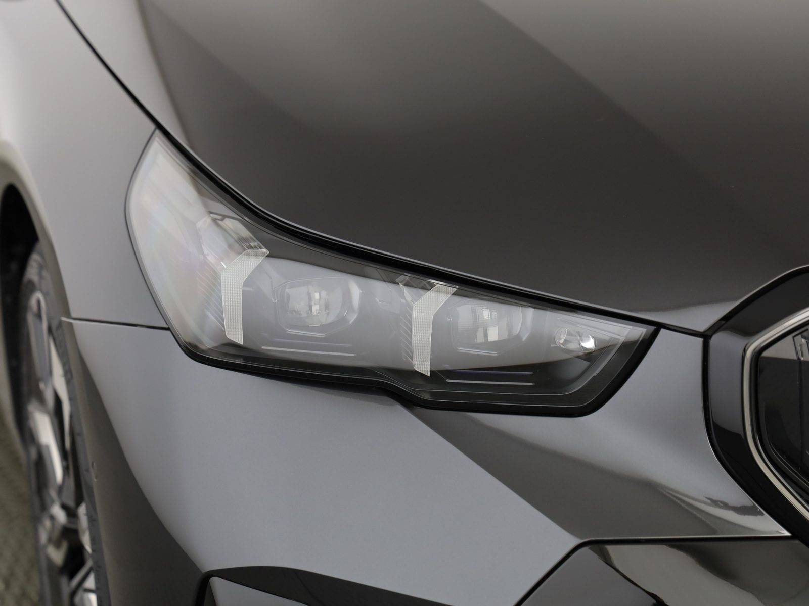 BMW 550e xDrive Touring, Hybride Rechargeable Essence/Électricité, Voiture nouvelle, Automatique - 6