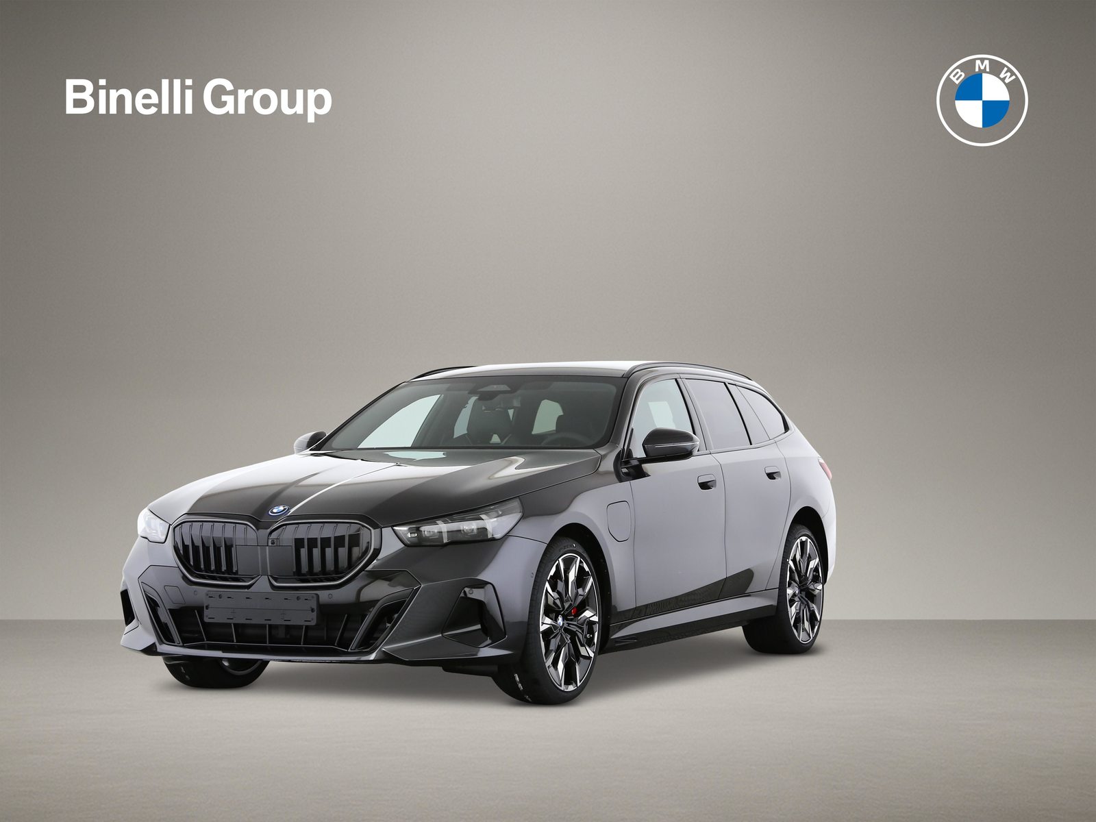 BMW 550e xDrive Touring