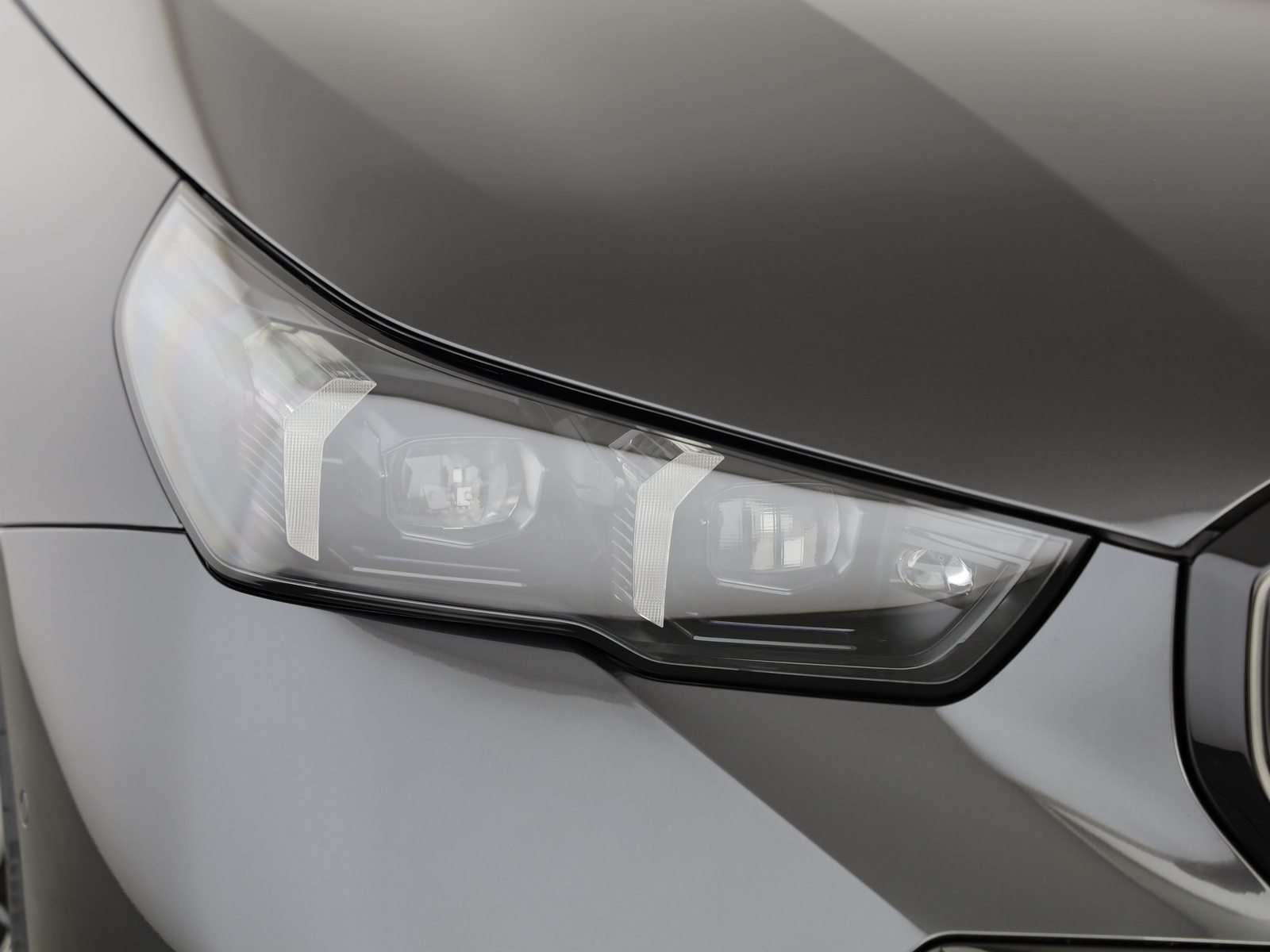 BMW 550e xDrive Touring, Plug-in-Hybrid Benzina/Elettrica, Auto nuove, Automatico - 6