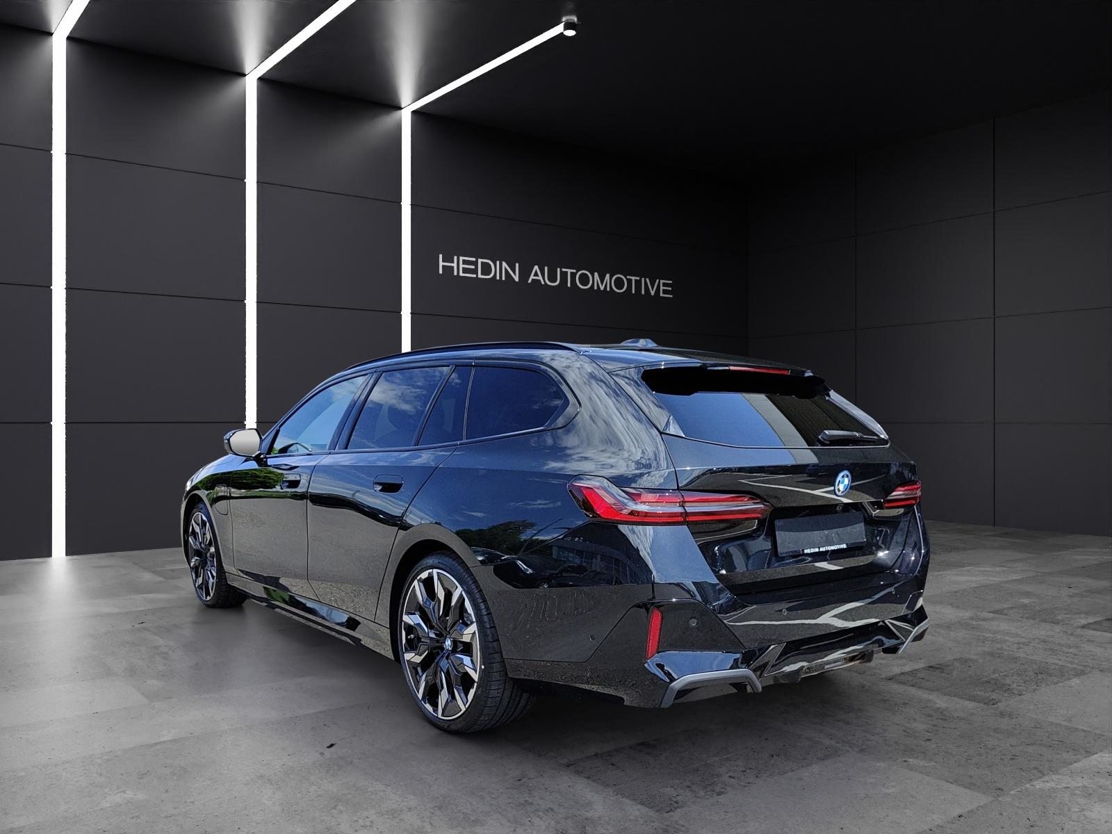 BMW 550e xDrive Touring, Plug-in-Hybrid Benzin/Elektro, Neuwagen, Automatik - 4