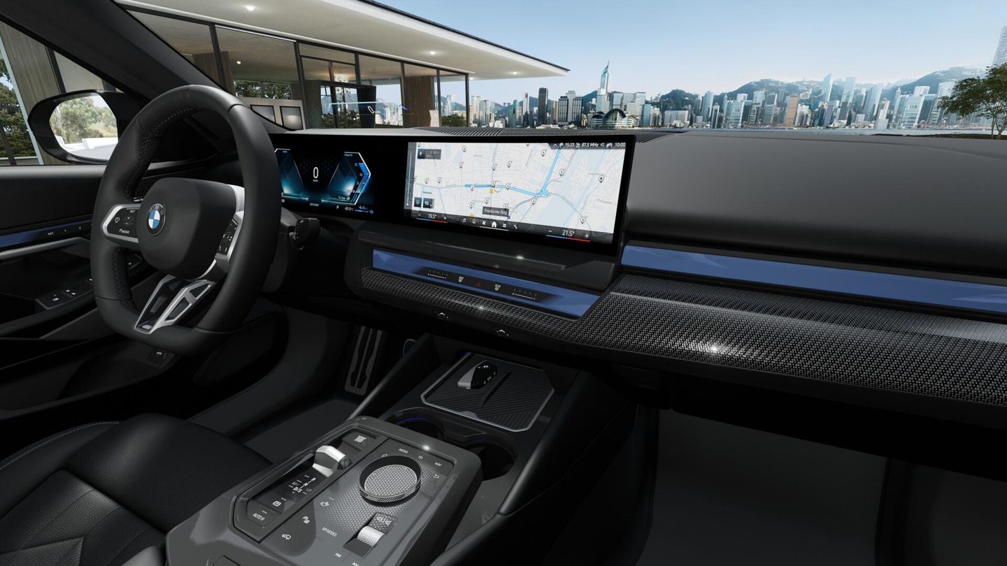BMW 550e xDrive Touring, Hybride Rechargeable Essence/Électricité, Voiture de démonstration, Automatique - 4
