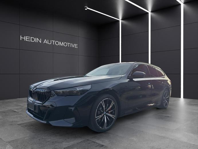 BMW 550e xDrive Touring, Plug-in-Hybrid Benzina/Elettrica, Auto dimostrativa, Automatico