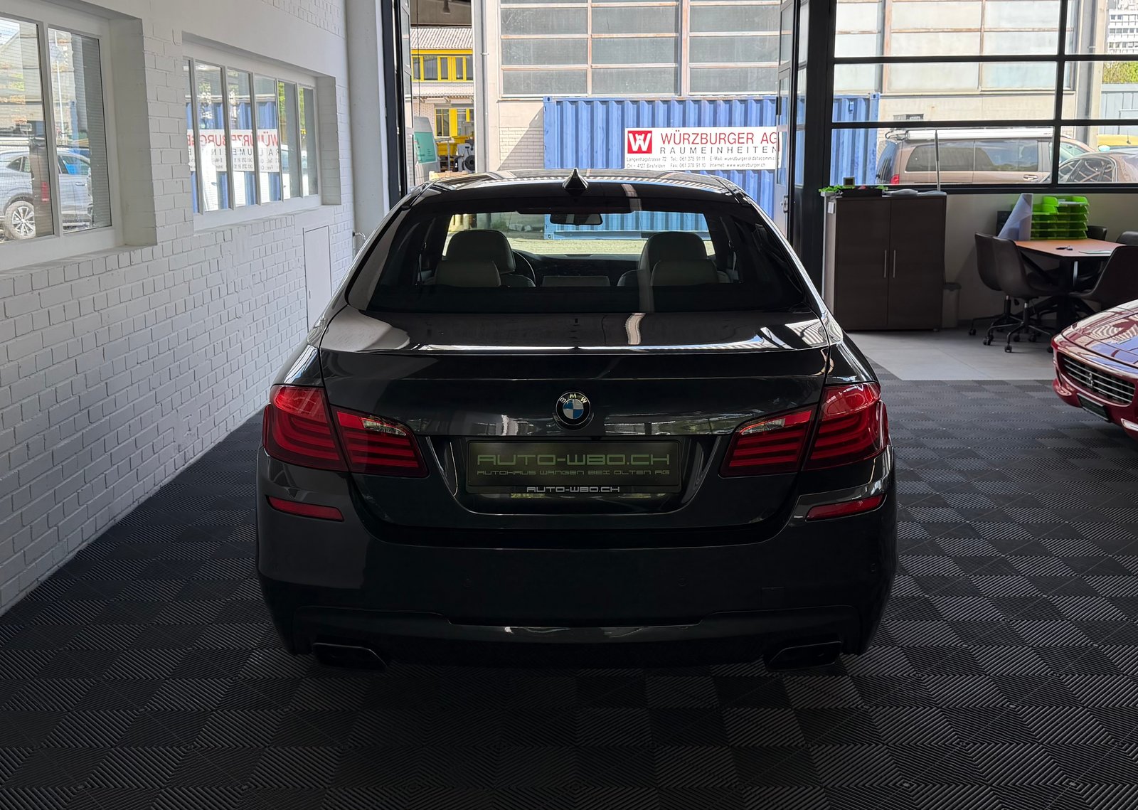 BMW 550i Steptronic I M-SPORTPAKET, Benzin, Occasion / Gebraucht, Automatik - 4