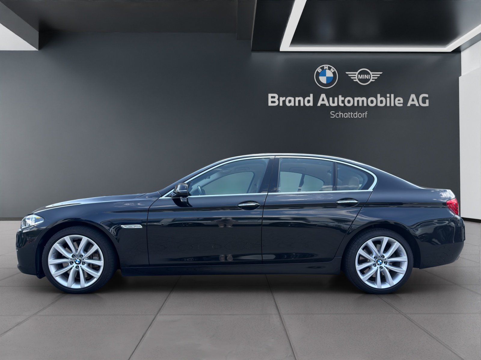 BMW 550i SAG, Benzina, Occasioni / Usate, Automatico - 2