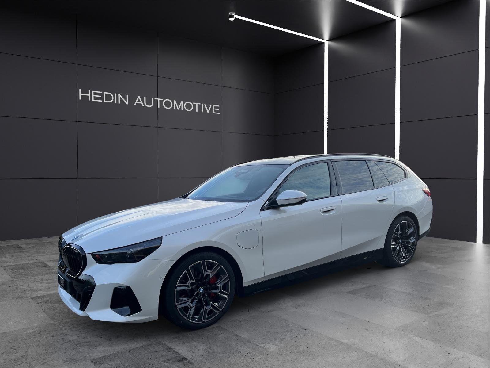 BMW 550e xDrive Touring