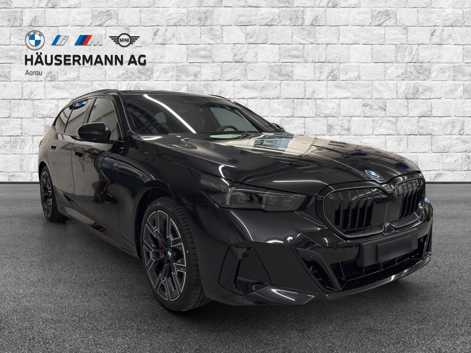 BMW 550e Touring M Sport Steptronic, Plug-in-Hybrid Benzina/Elettrica, Auto nuove, Automatico - 3