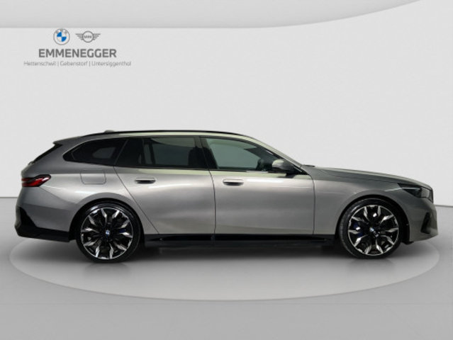 BMW 550e xDr M Sport Pro Tour, Voll-Hybrid Benzin/Elektro, Occasion / Gebraucht, Automatik - 6