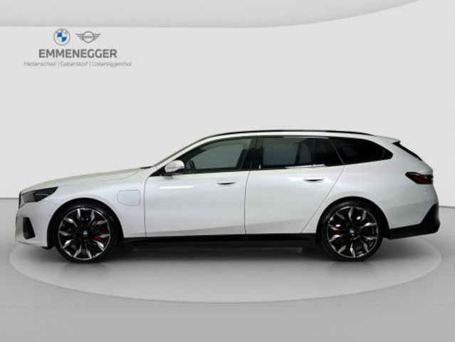 BMW 550e xDr M Sport Pro Tour, Full-Hybrid Petrol/Electric, Second hand / Used, Automatic - 2