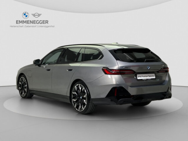 BMW 550e xDr M Sport Pro Tour, Voll-Hybrid Benzin/Elektro, Occasion / Gebraucht, Automatik - 3