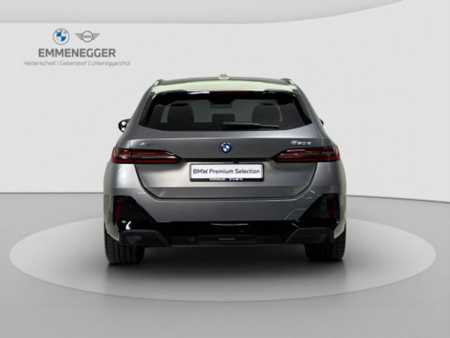 BMW 550e xDr M Sport Pro Tour, Voll-Hybrid Benzin/Elektro, Occasion / Gebraucht, Automatik - 4