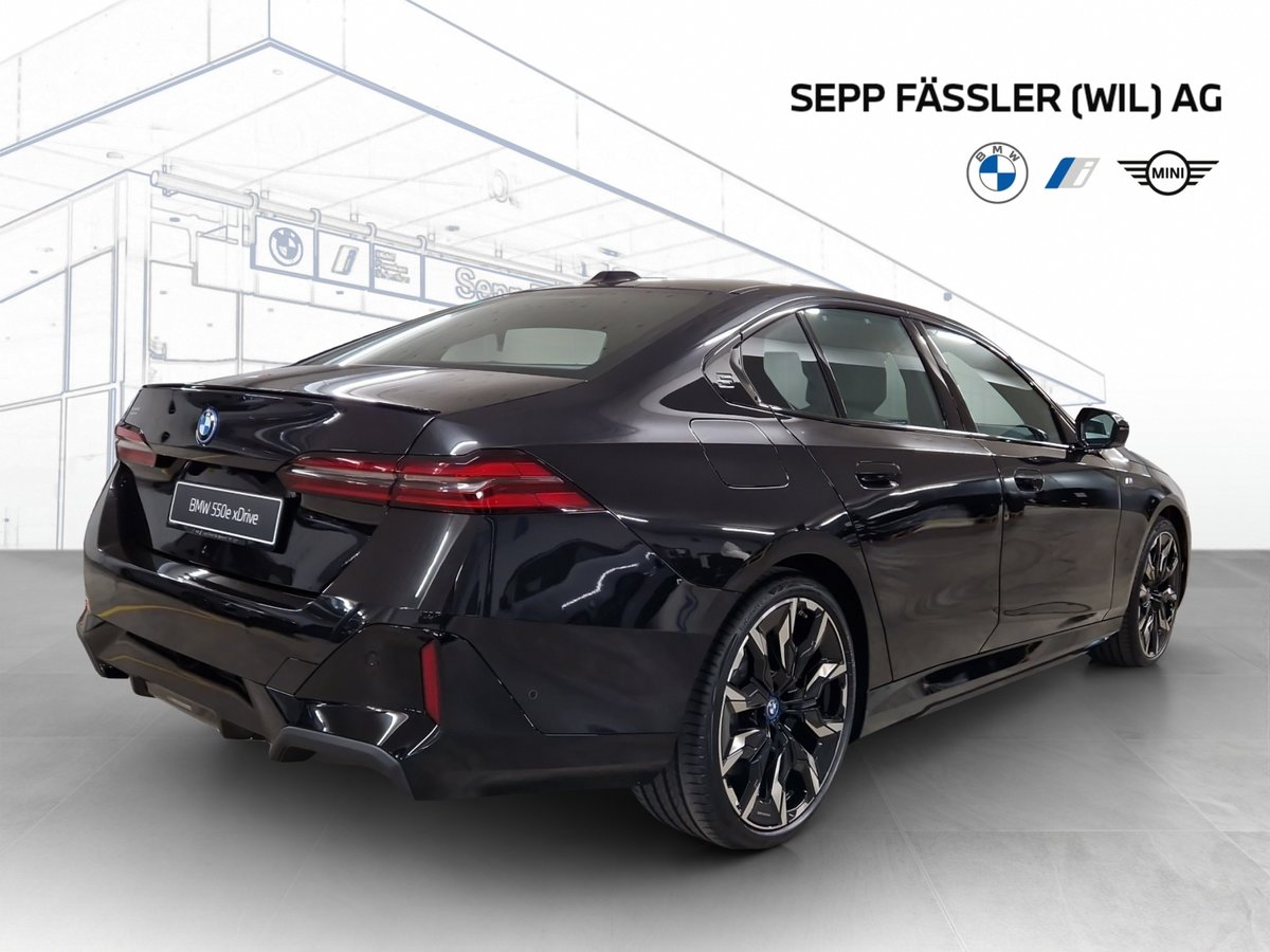 BMW 550e M Sport Pro Steptronic, Plug-in-Hybrid Benzin/Elektro, Neuwagen, Automatik - 2